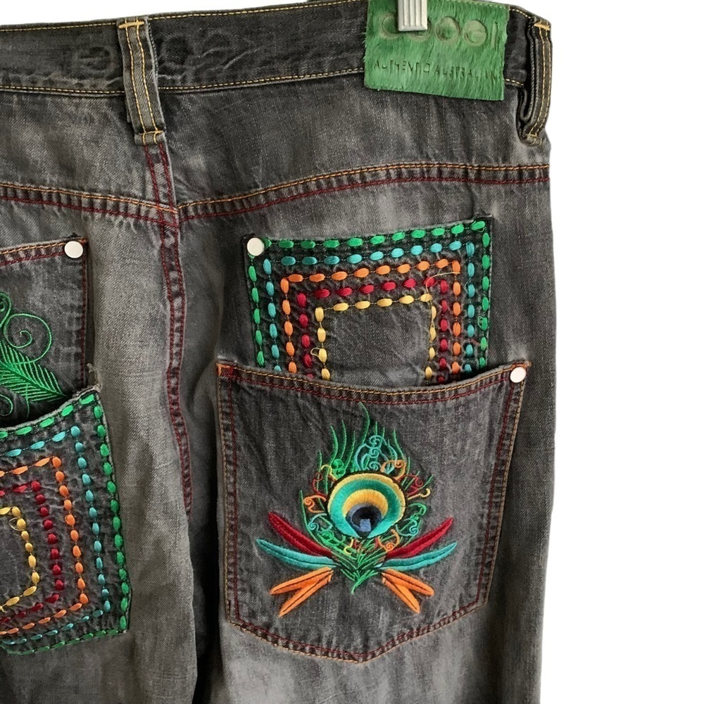 Coogi Peacock Feathers Mens Jeans Size 40 x 34 Embroidery